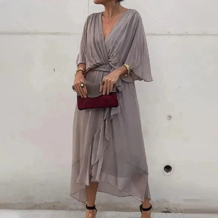 EVA | VESTIDO MIDI COM DECOTE V